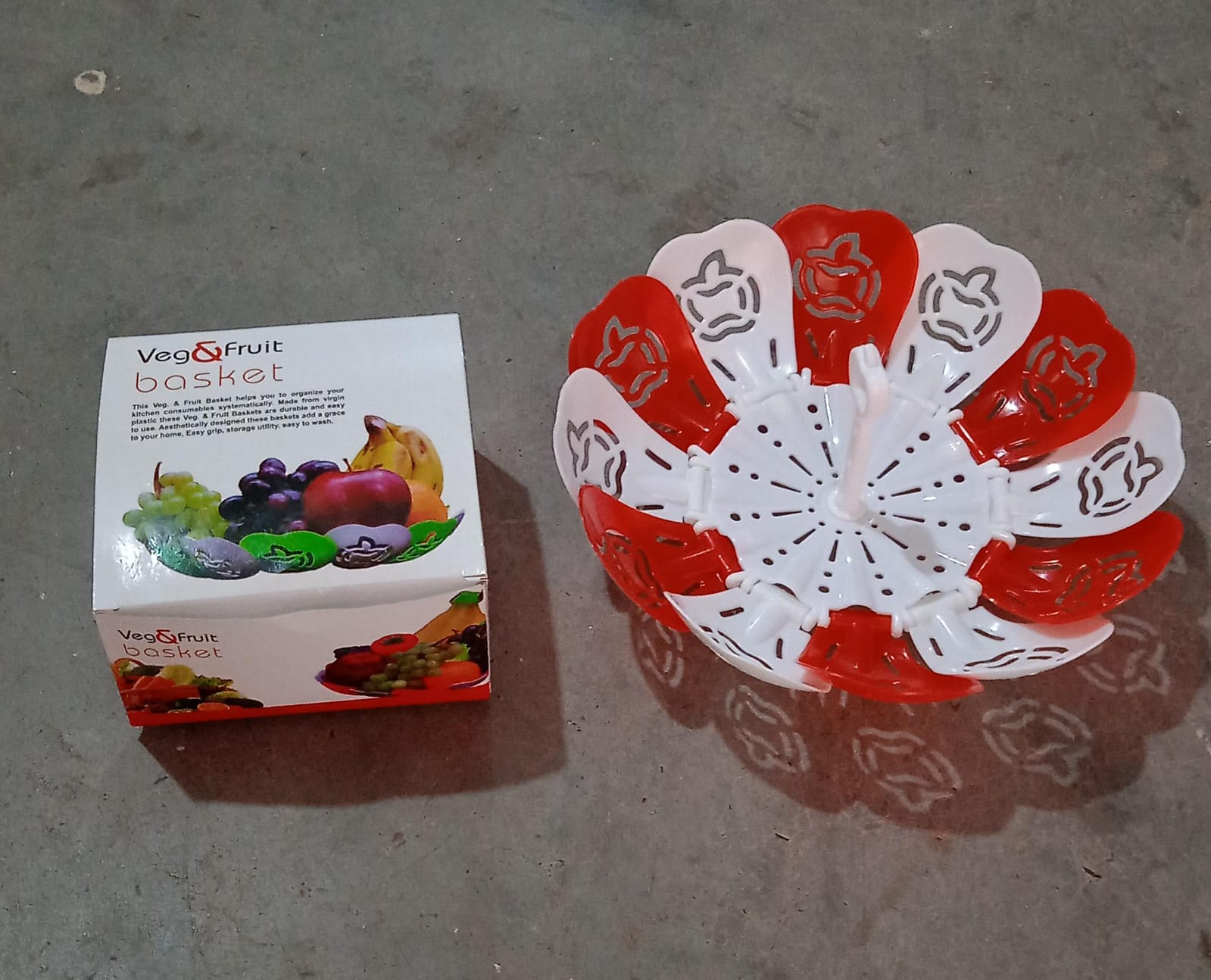 Folding Fruit Basket with Hanging Stand – Lotus Shape Tray for Fruits & Vegetables (1 Pc) Folding Fruit Basket with Hanging Stand – Lotus Shape Tray for Fruits & Vegetables (1 Pc)